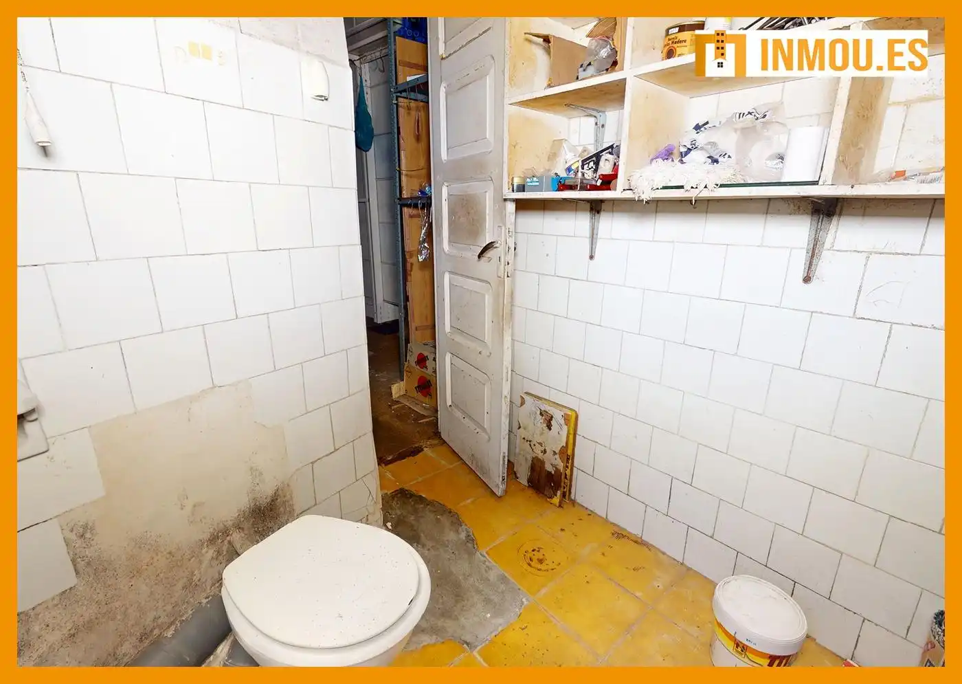 Badezimmer von Einfamilien-Reihenhaus zum Verkauf in Celanova mit Klimaanlage, Terrasse und Balkon