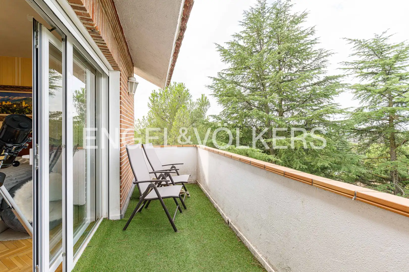Terrassa de Casa o xalet en venda en Galapagar amb Aire condicionat, Calefacció i Jardí privat