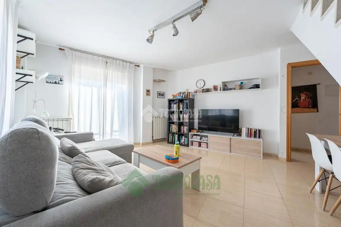 Sala de estar de Dúplex en venta en Algete con Calefacción y Balcón