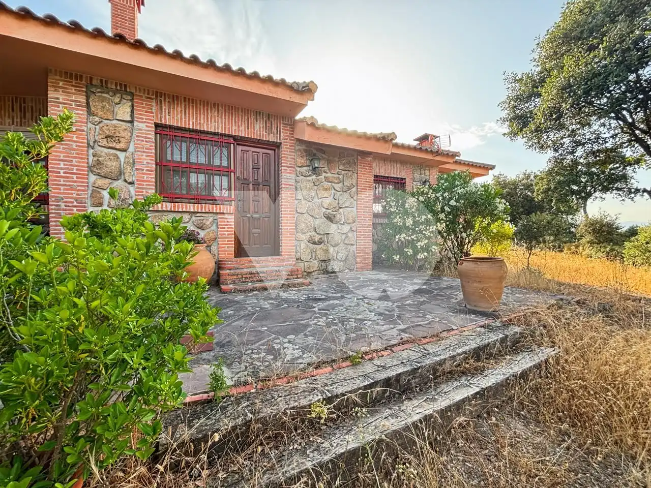 Vista exterior de Finca rústica en venta en Valdemorillo con Calefacción y Jardín privado