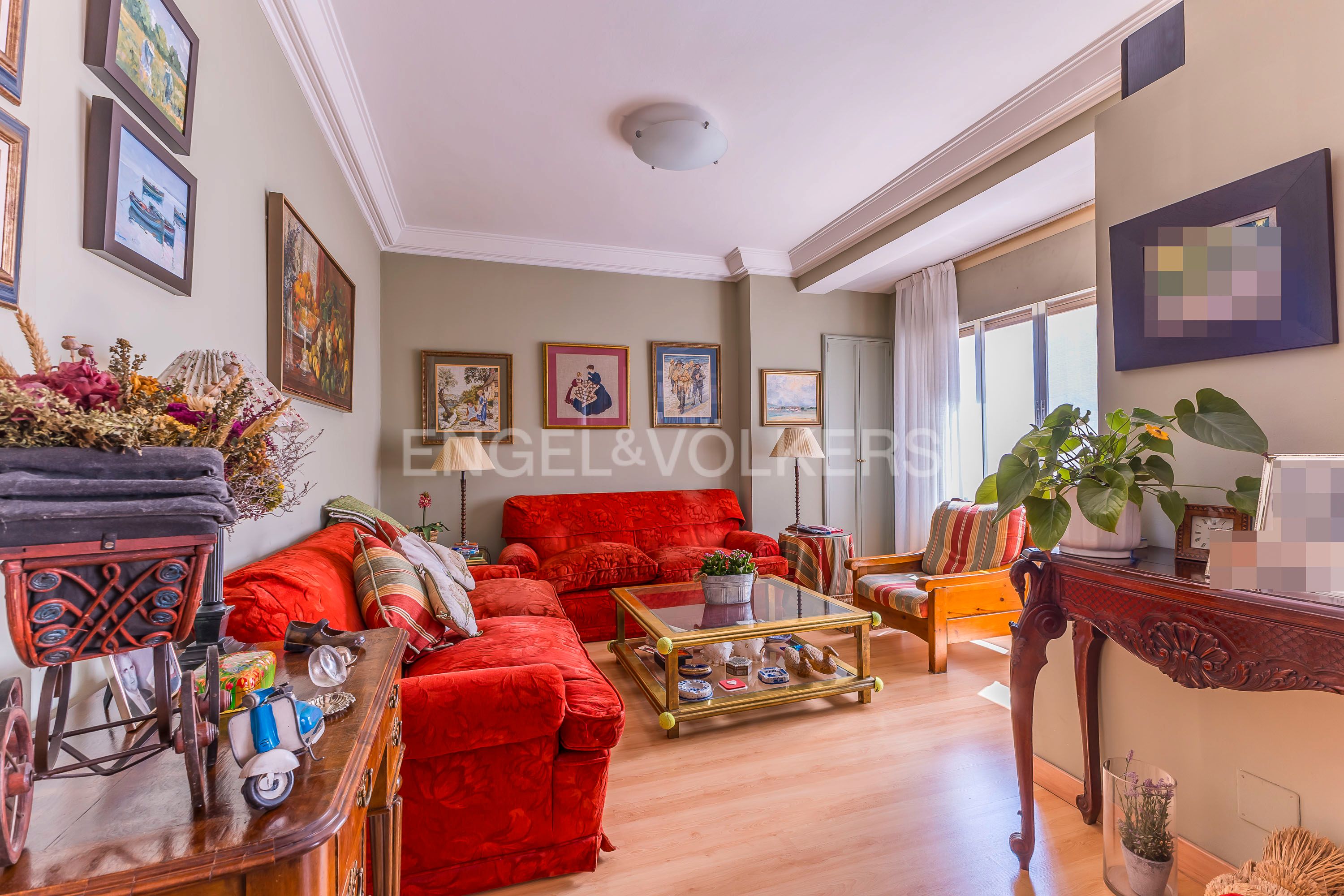 Sala d'estar de Apartament en venda en  Madrid Capital amb Aire condicionat, Calefacció i Terrassa