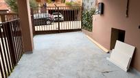 Aparcament de Apartament de lloguer en Las Rozas de Madrid amb Calefacció, Jardí privat i Traster