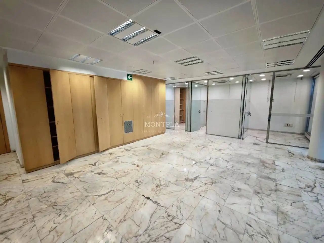 Locale commerciale in affitto a Les Escaldes, imagen 12