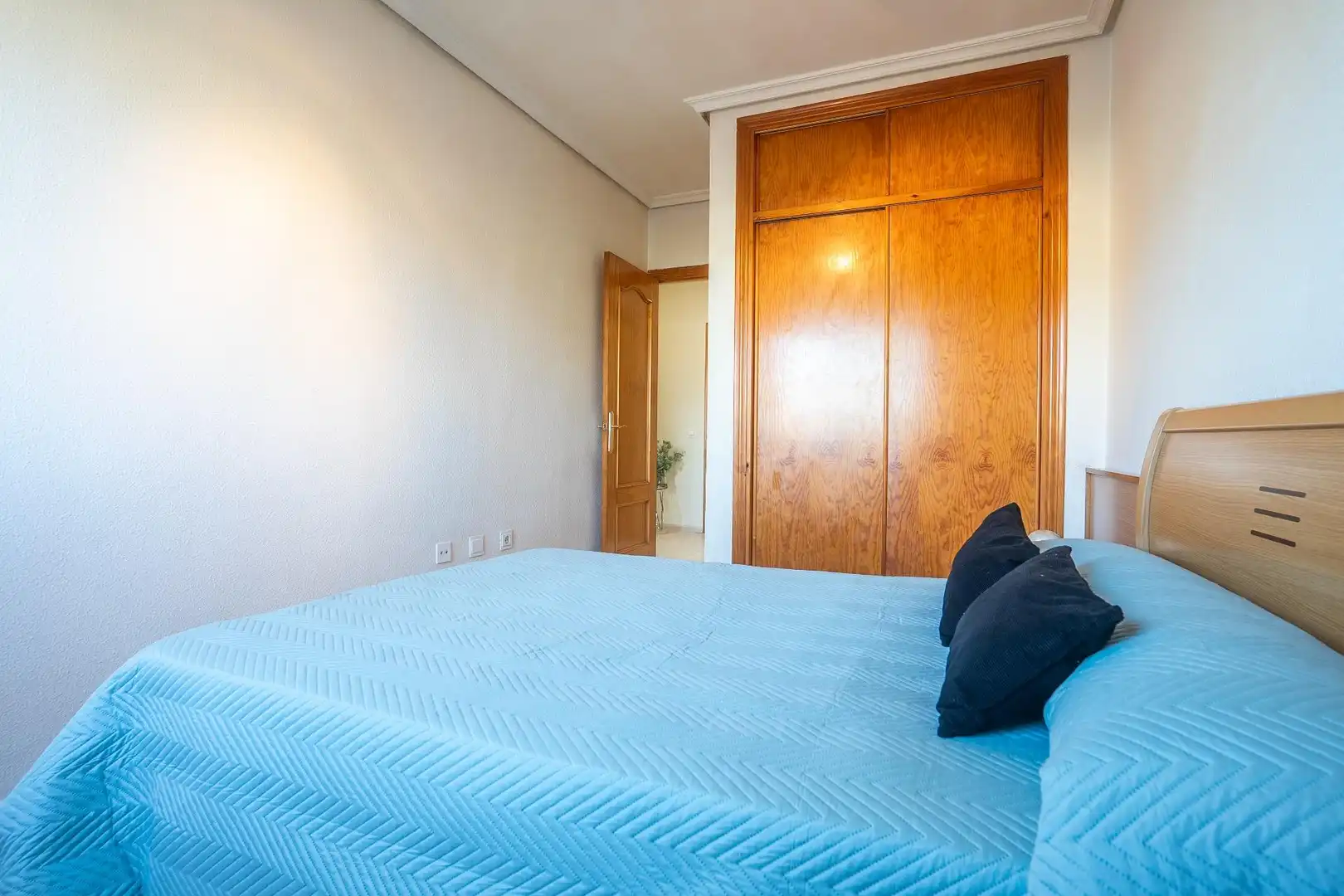 Dormitori de Planta baixa en venda en Huércal de Almería amb Moblat i Piscina comunitària