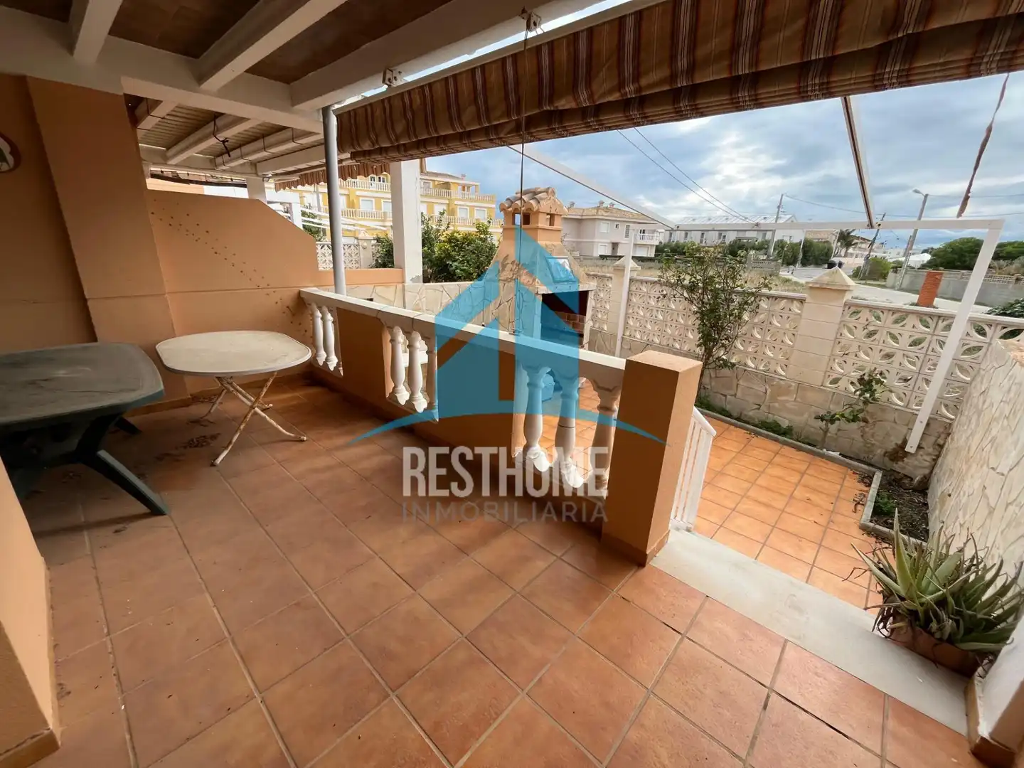 Casa a schiera con piscina in vendita a El Marenyet, imagen 2