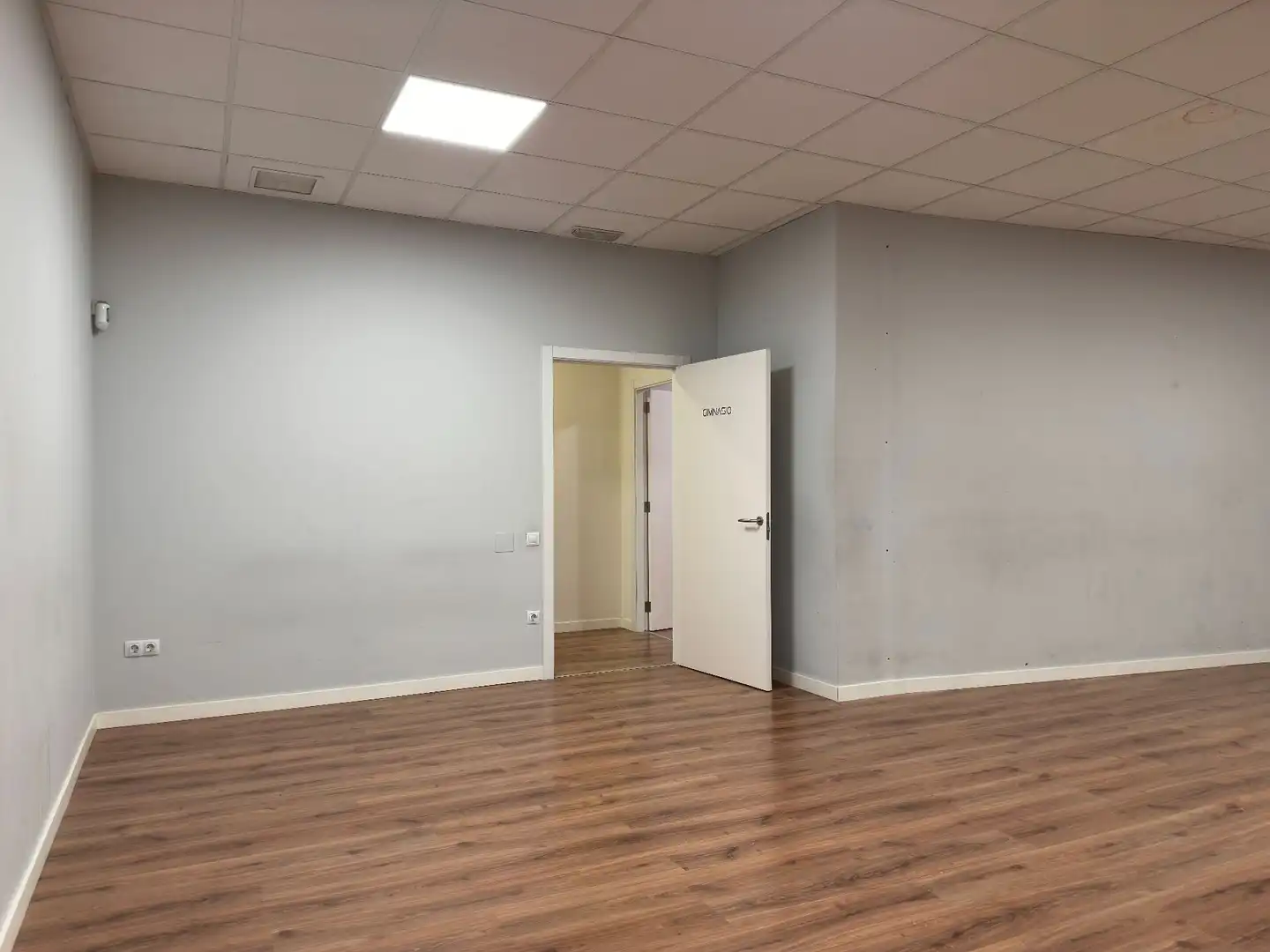 Commercial properties for rent in Ontinyent  with Air Conditioner