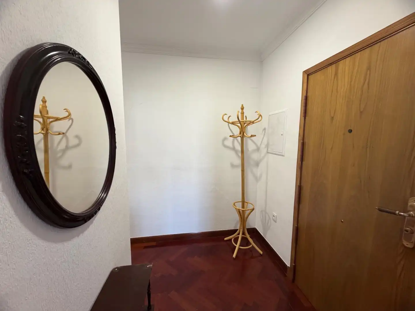 Piso de alquiler en Ourense Capital  con Calefacción, Terraza y Amueblado
