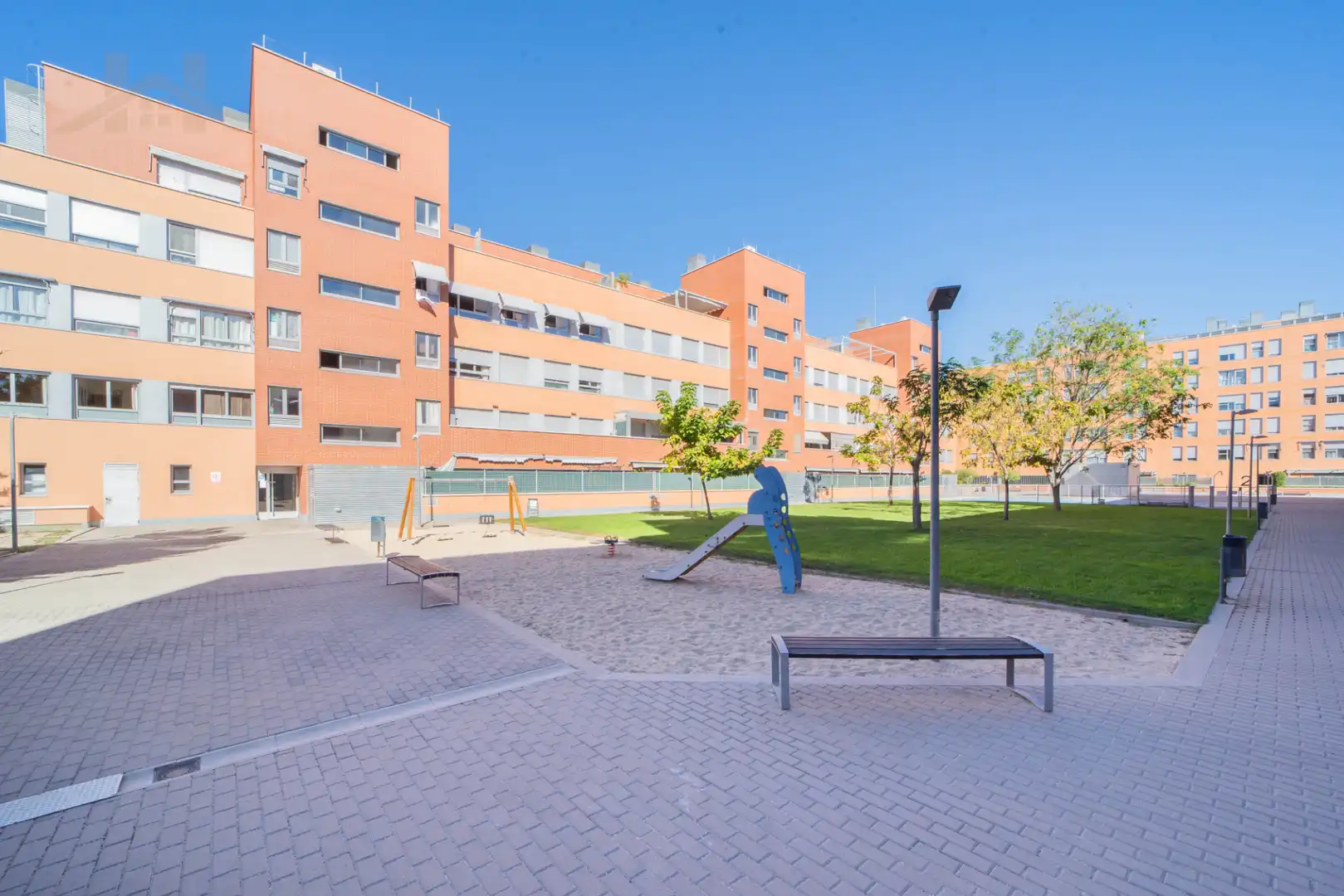 Außenansicht von Wohnung zum Verkauf in Universidad - Hospital