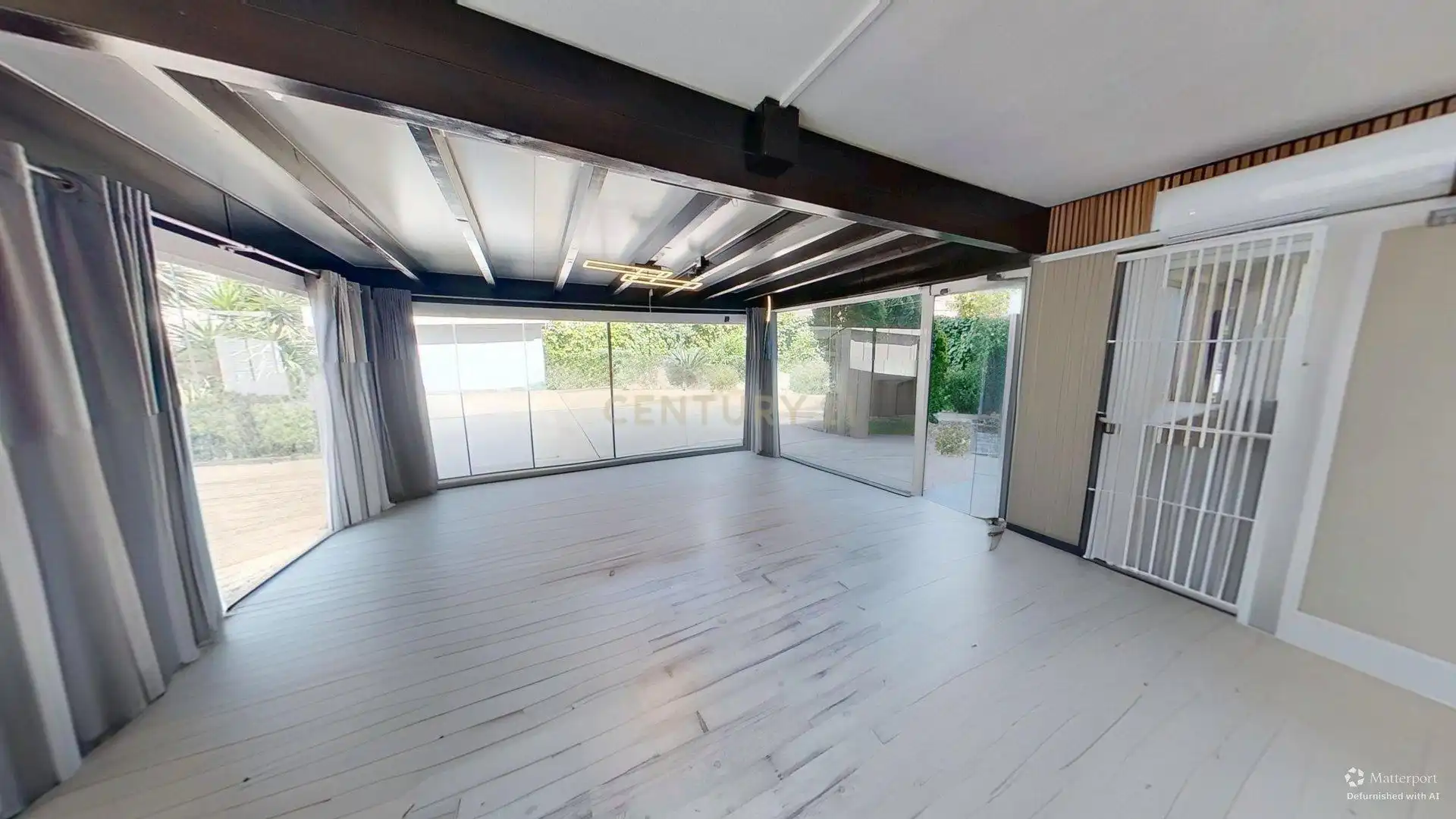 Living room of Flat for sale in Benalmádena  with Air Conditioner, Private garden and Community pool