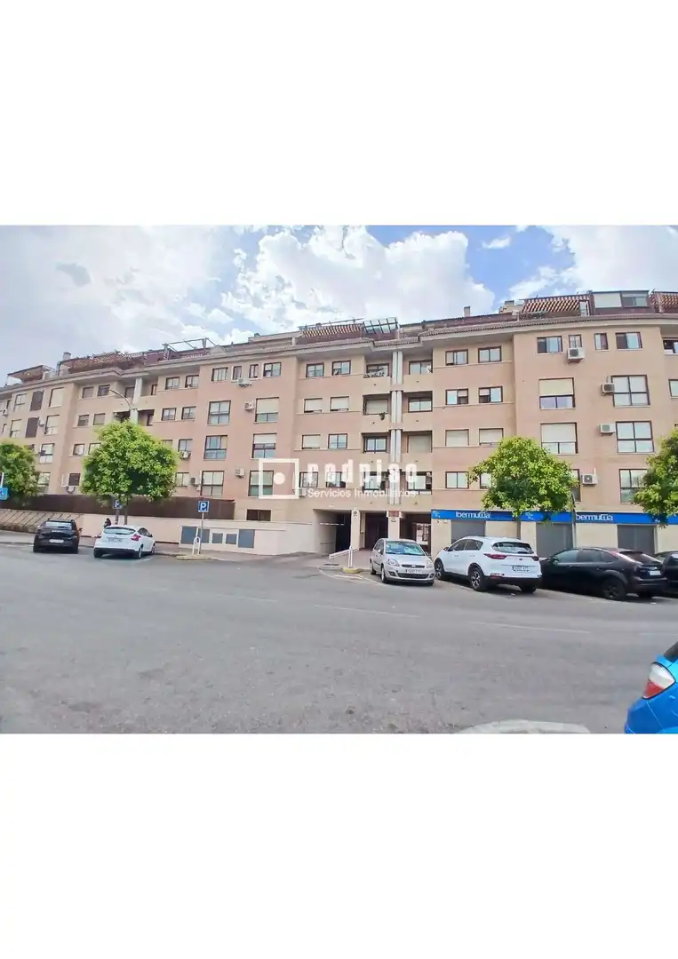 Vista exterior de Pis en venda en Torrejón de Ardoz amb Jardí privat, Terrassa i Traster