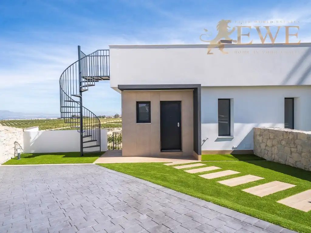 House for sale in Calle Alicante