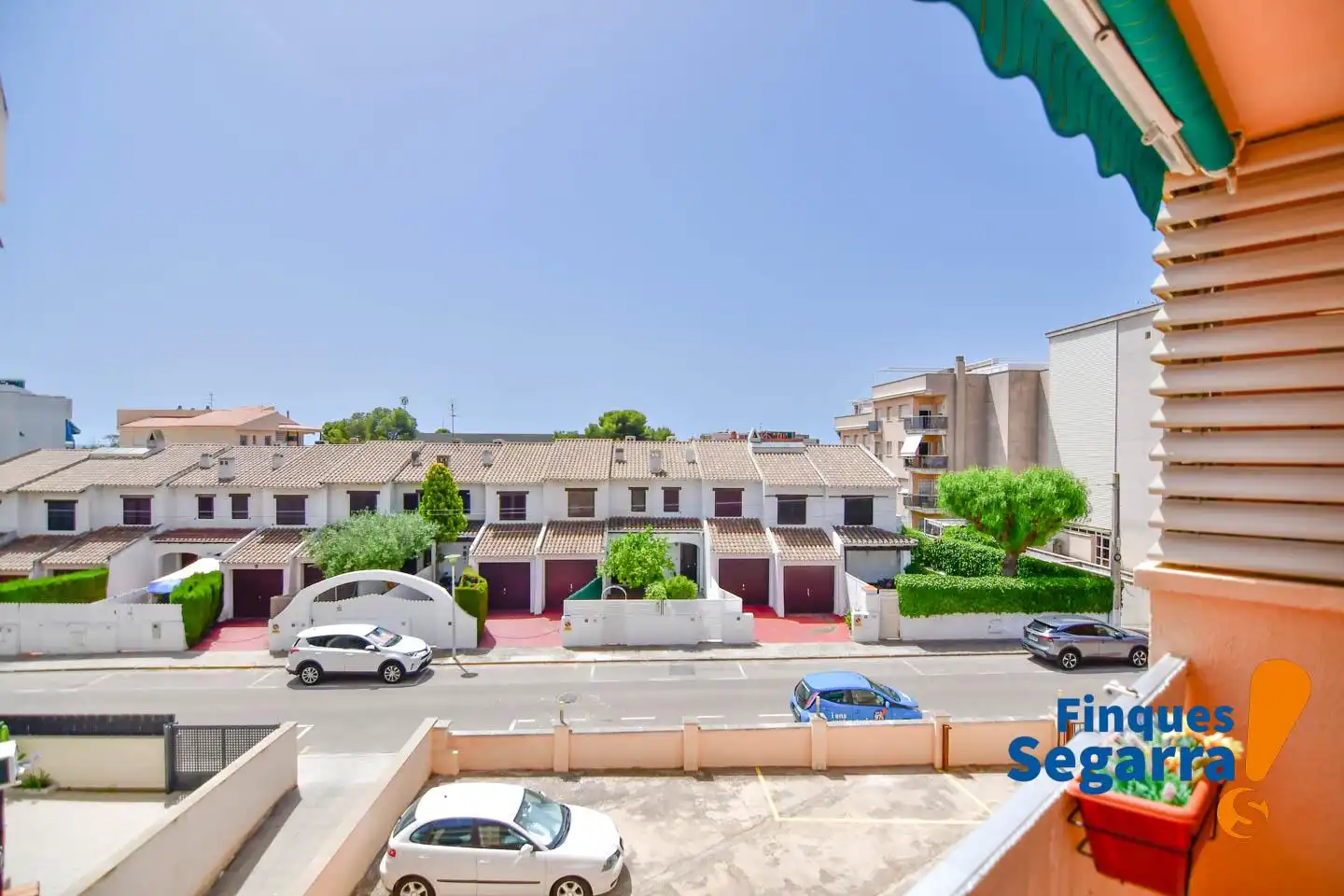 Vista exterior de Estudio en venta en El Vendrell con Terraza