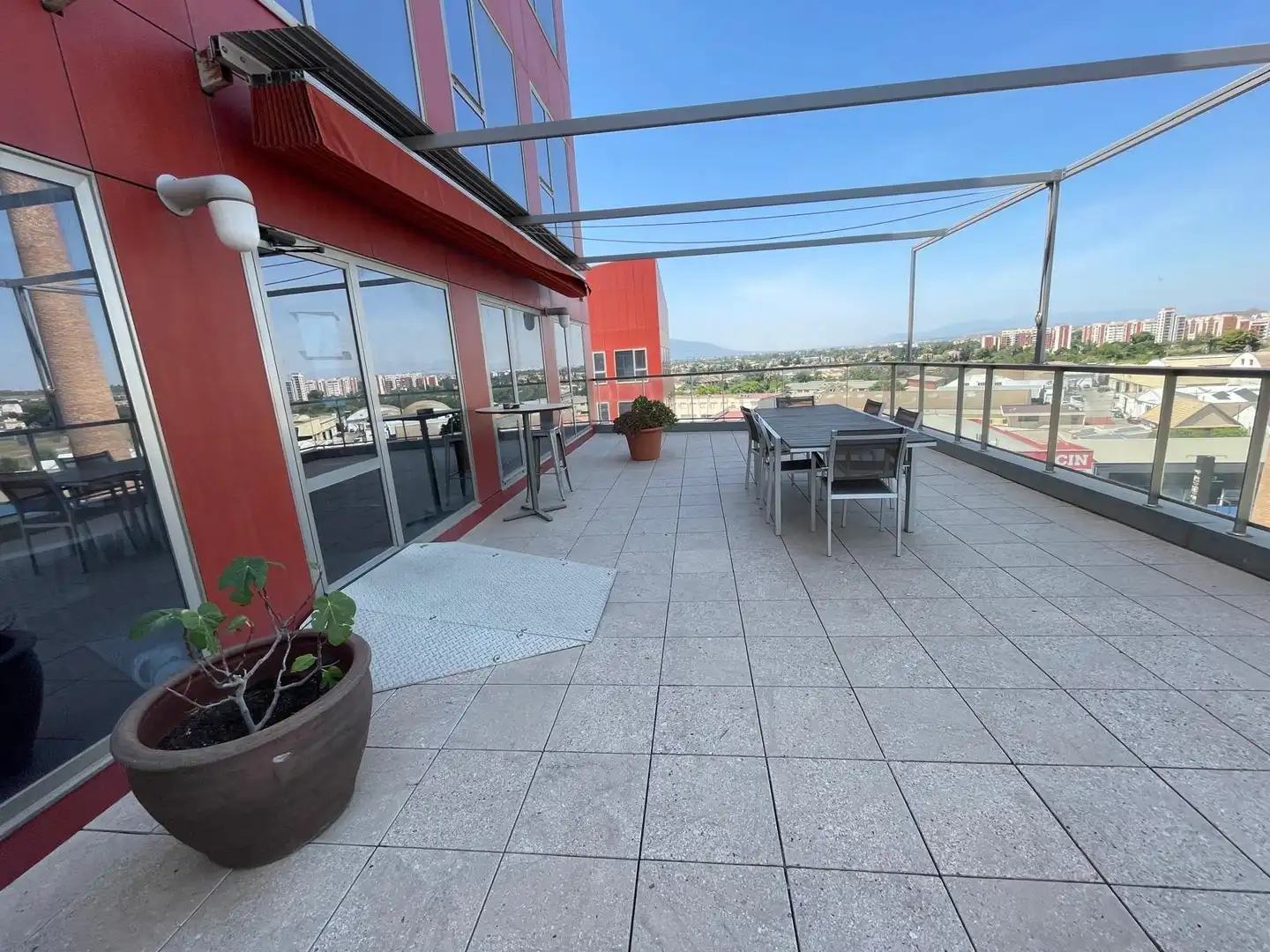 Terraza de Oficina de alquiler en Murcia