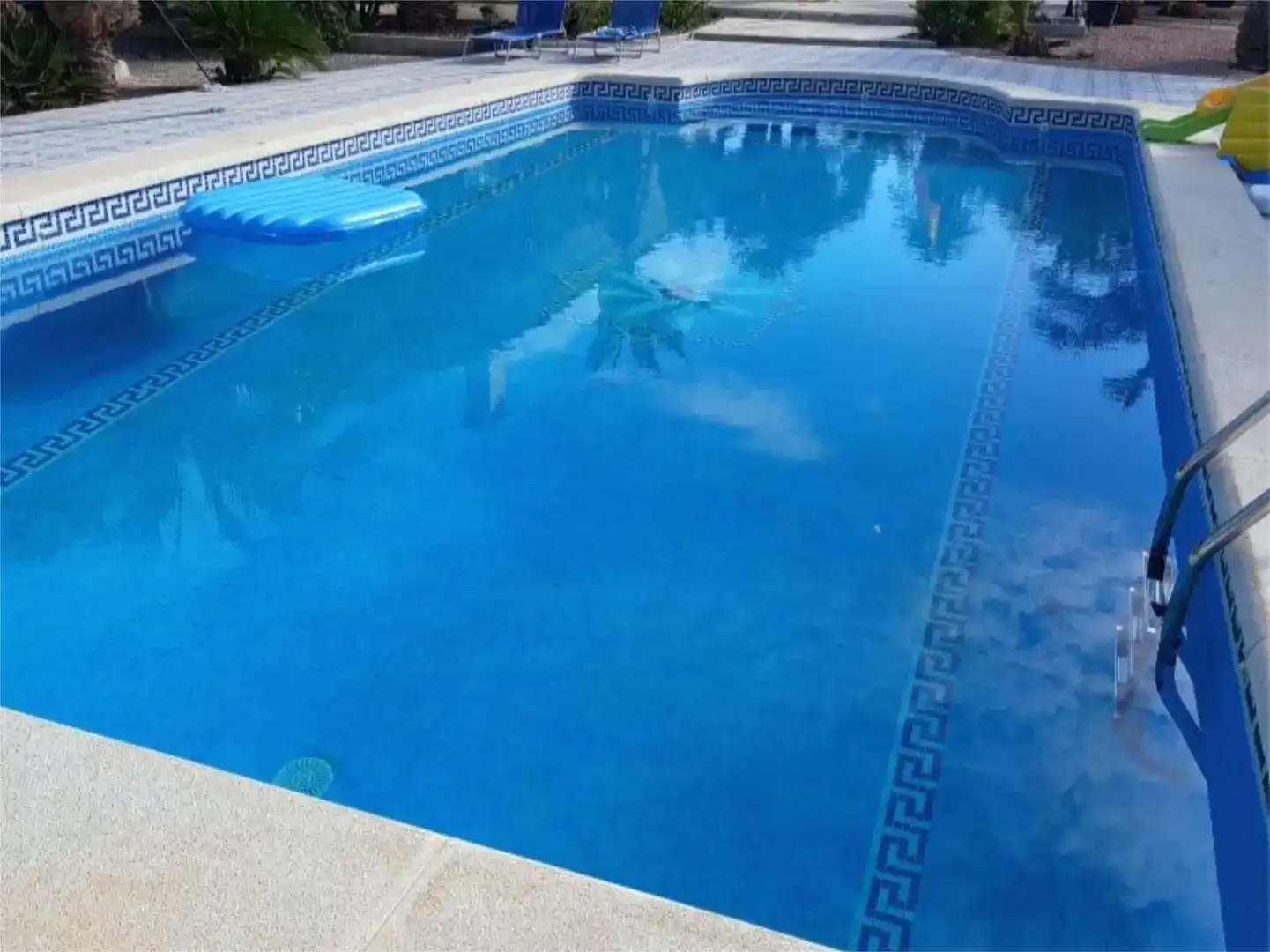 Piscina de Pis en venda en Crevillent amb Jardí privat, Traster i Piscina