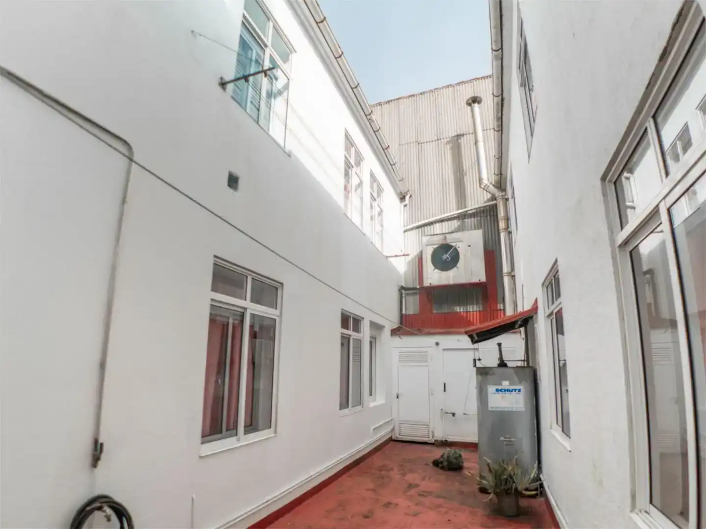 Vista exterior de Local en venta en Monterroso con Aire acondicionado, Parquet y Amueblado