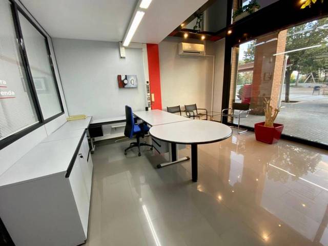 Local comercial en Alquiler en Lliçà de Vall