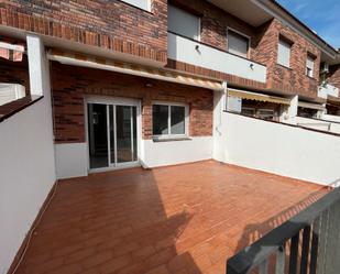 Exterior view of Single-family semi-detached for sale in Granollers  with Terrace