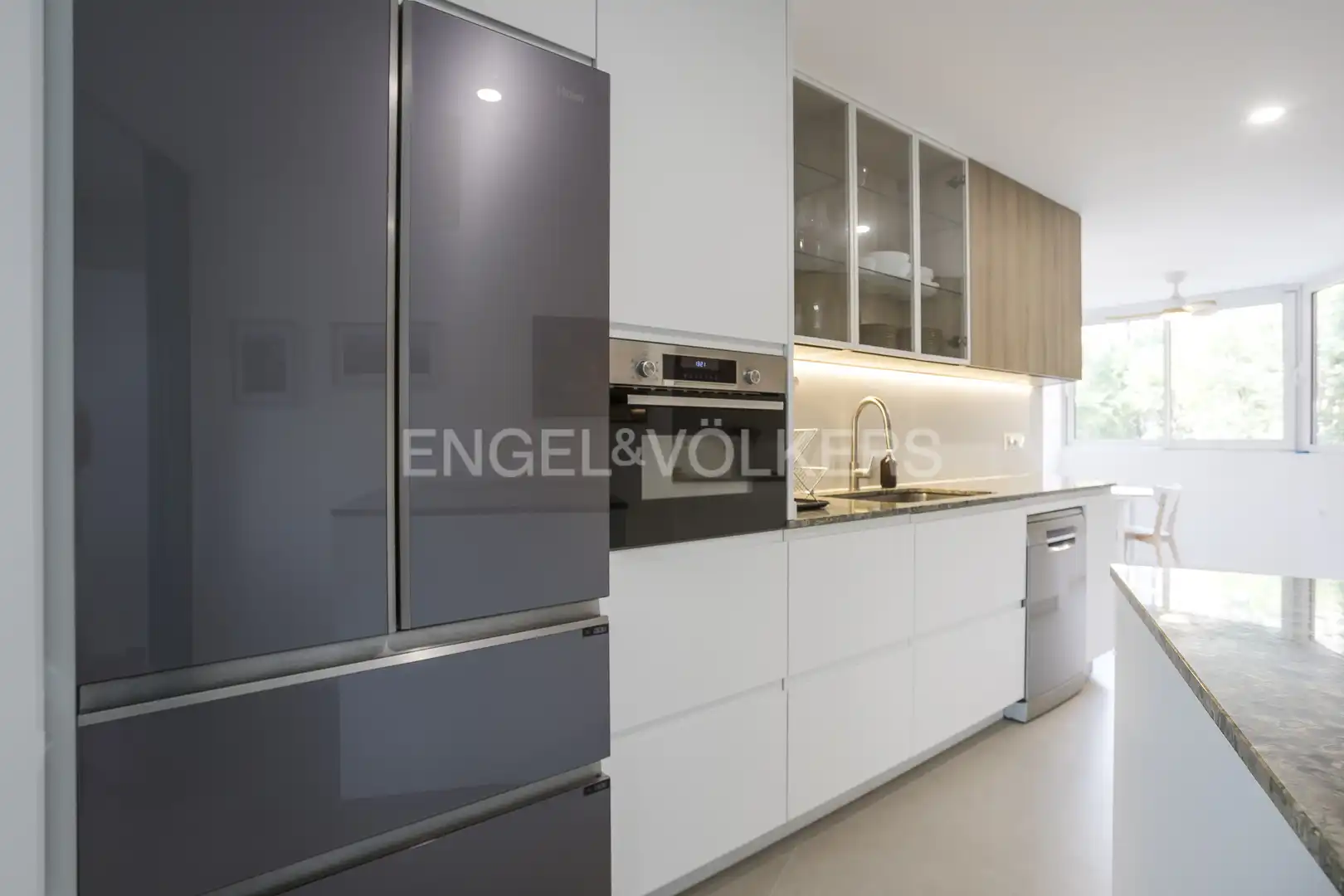 Cocina de Piso de alquiler en Madrid con Aire acondicionado, Calefacción y Amueblado