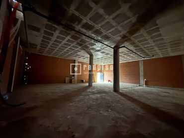 Local commercial à louer à Primera Fase - Nuevo Tres Cantos