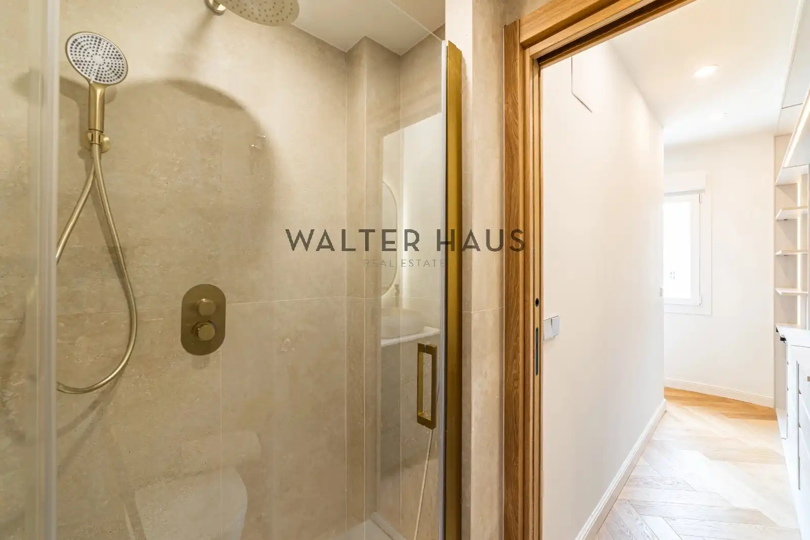 Flat with lift for sale in Calle de Montesa, imagen 8