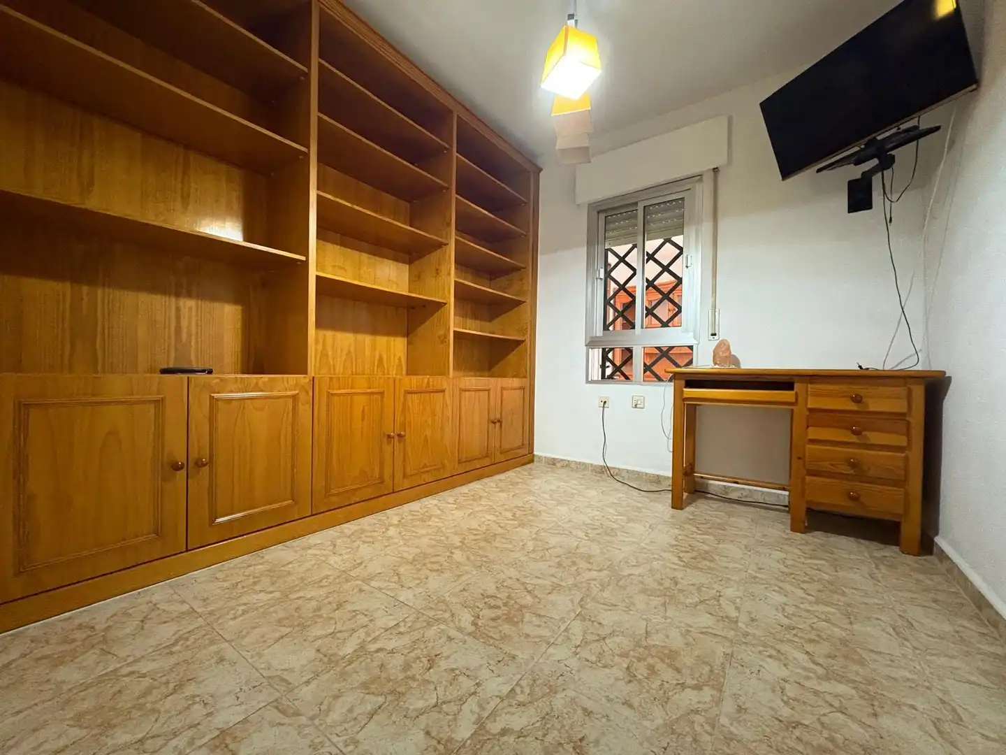 Bedroom of Detached homes for sale in Algeciras  with Air Conditioner, Terrace and Storage room