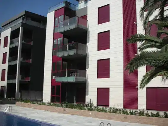 Außenansicht von Wohnung zur Miete in Dénia mit Klimaanlage und Schwimmbad