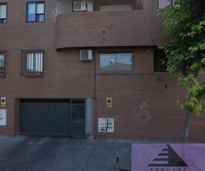 Exterior view of Garage for sale in Valdemoro