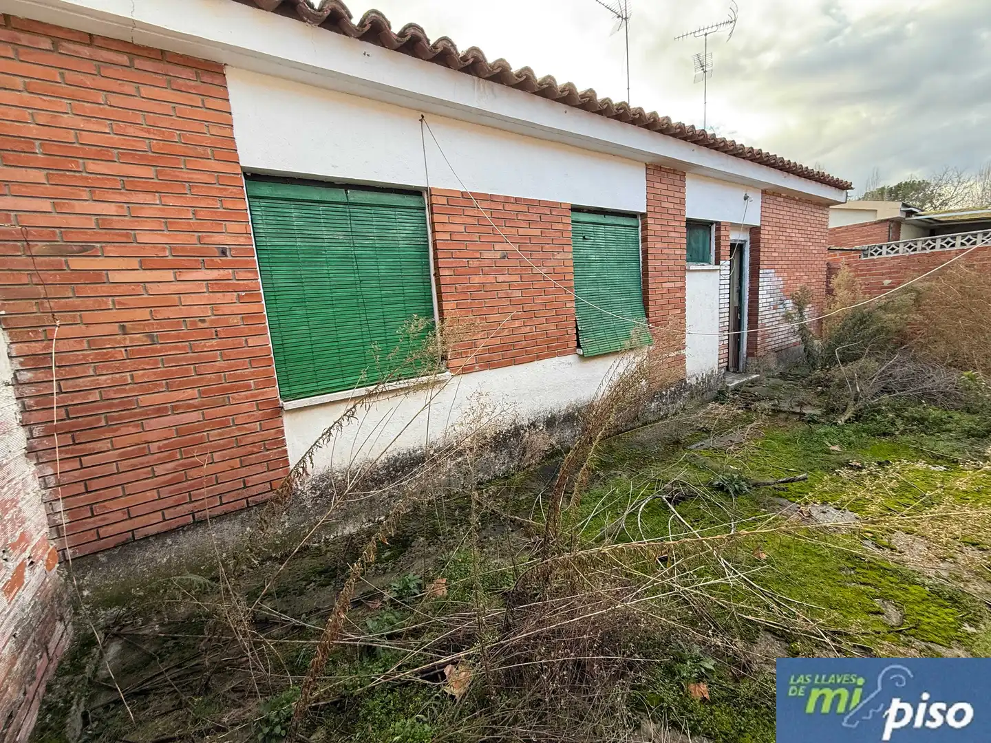 Exterior view of Houses for sale in Pedrajas de San Esteban  with Private garden, Terrace and Storage room