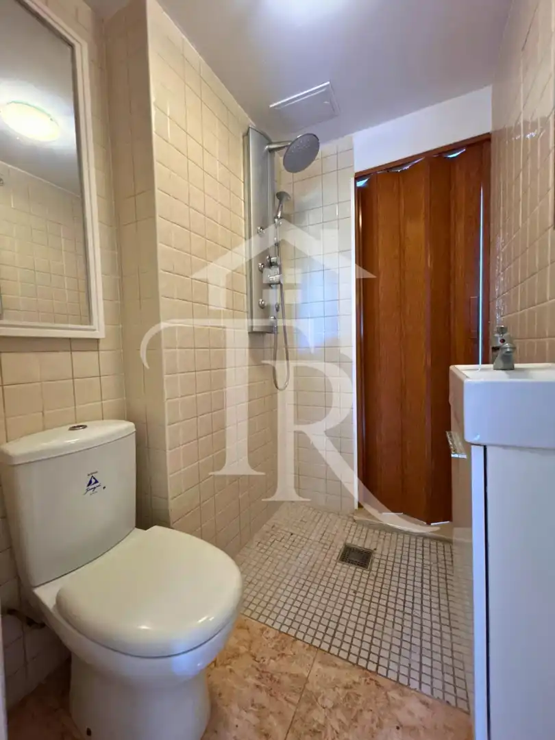 Bany de Apartament en venda en Roda de Berà amb Terrassa