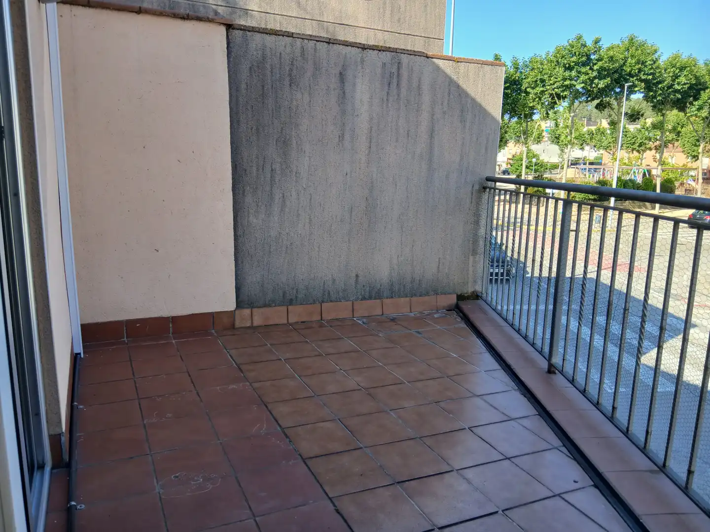 Terrasse von Einfamilien-Reihenhaus zur Miete in Sarrià de Ter mit Klimaanlage, Heizung und Terrasse