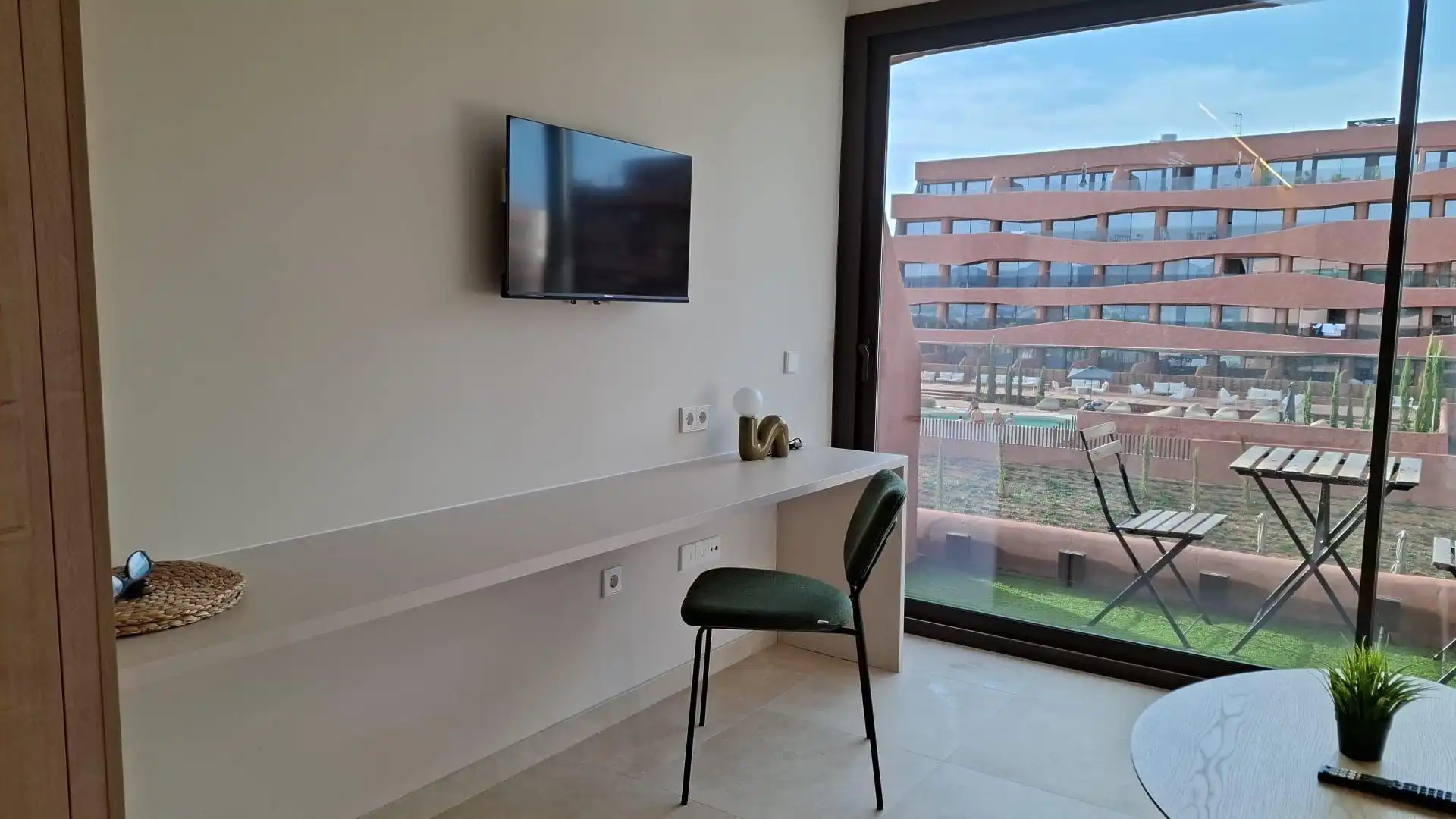 Study for rent in Murcia  with Air Conditioner and Community pool
