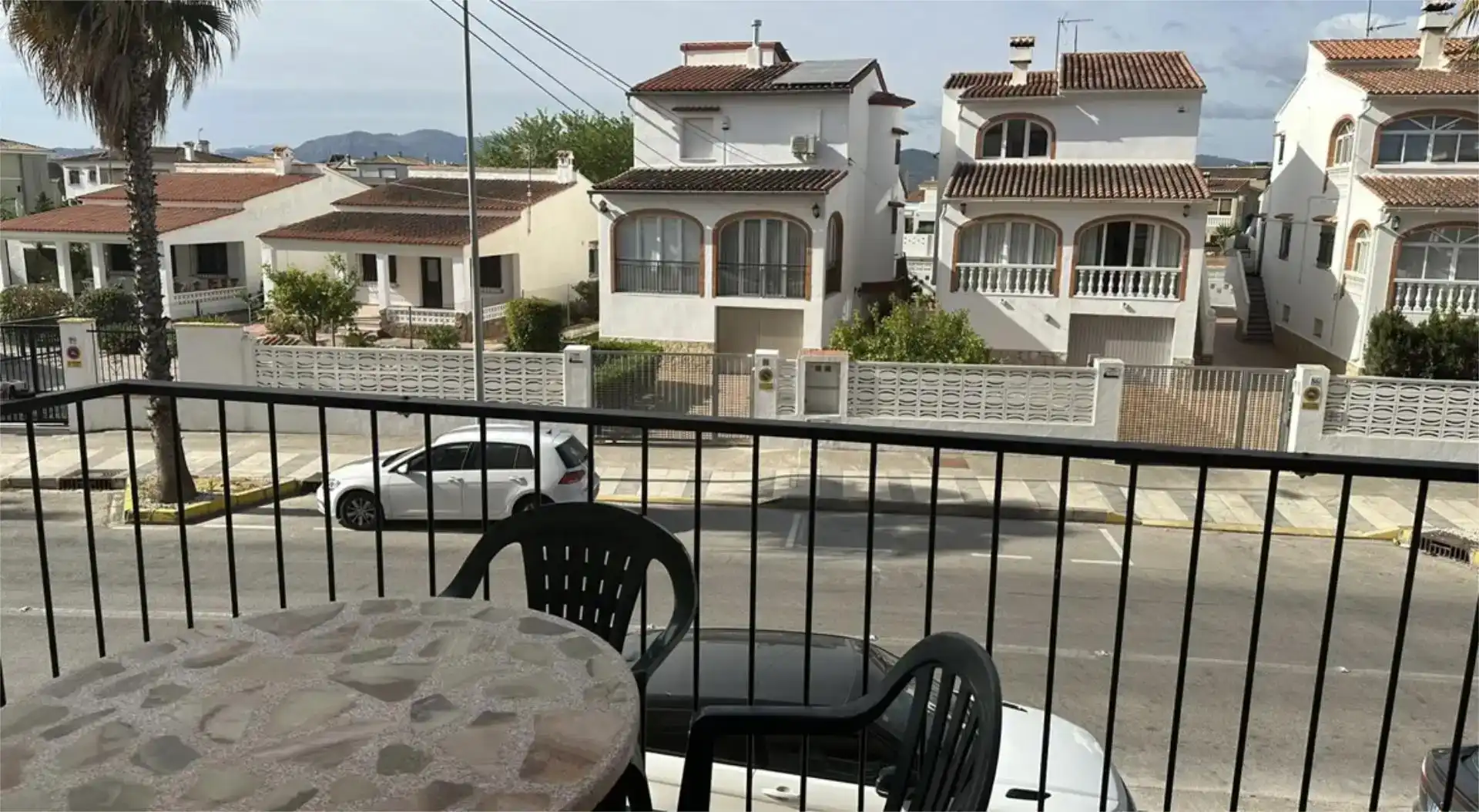 Exterior view of Flat for rent in Oliva  with Air Conditioner, Parquet flooring and Furnished