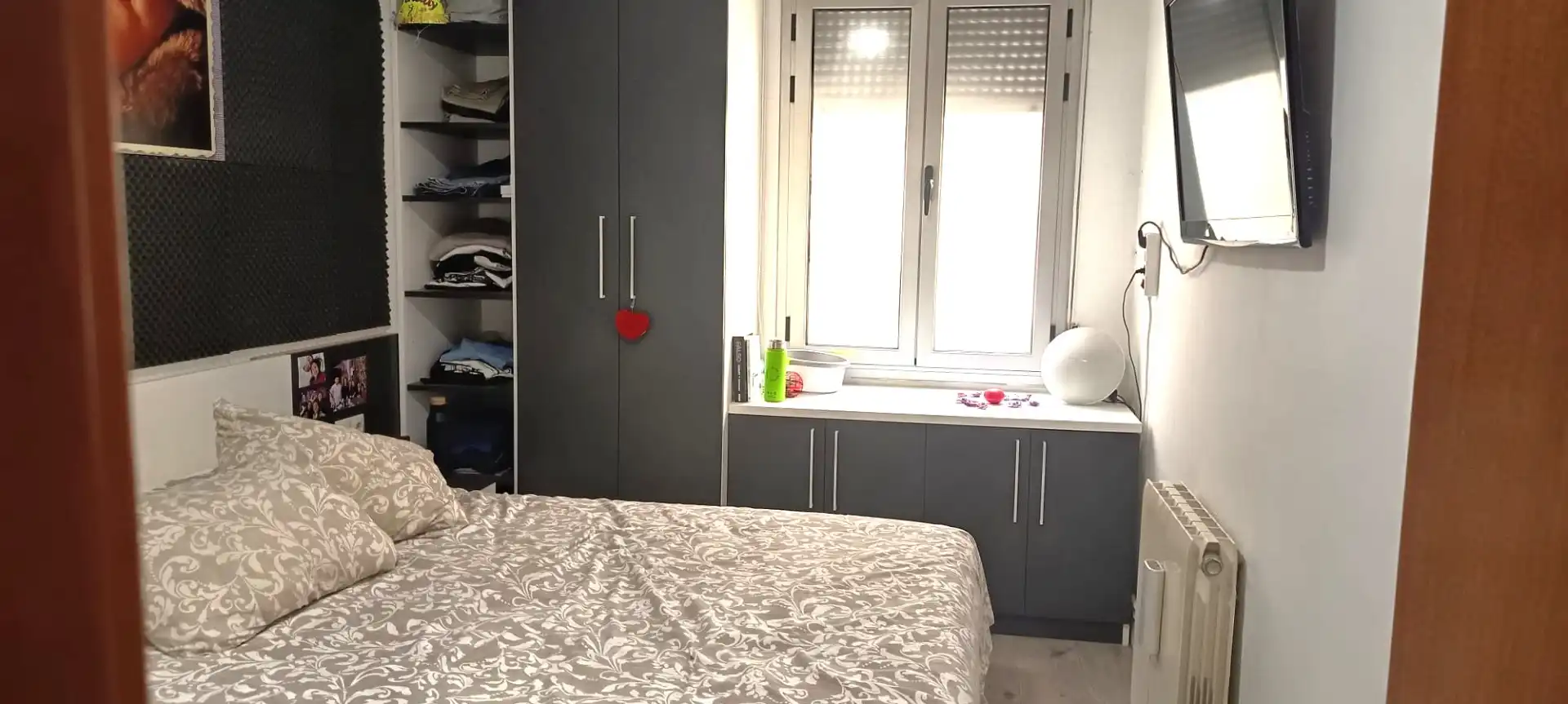 Dormitori de Pis en venda en Terrassa amb Aire condicionat, Calefacció i Forn