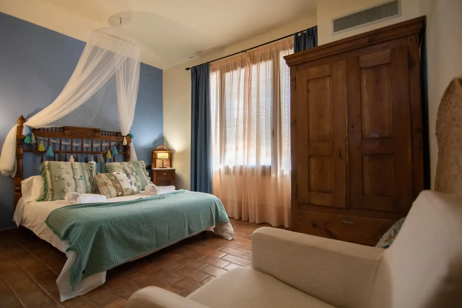 Dormitori de Finca rústica en venda en Deltebre amb Aire condicionat, Jardí privat i Terrassa
