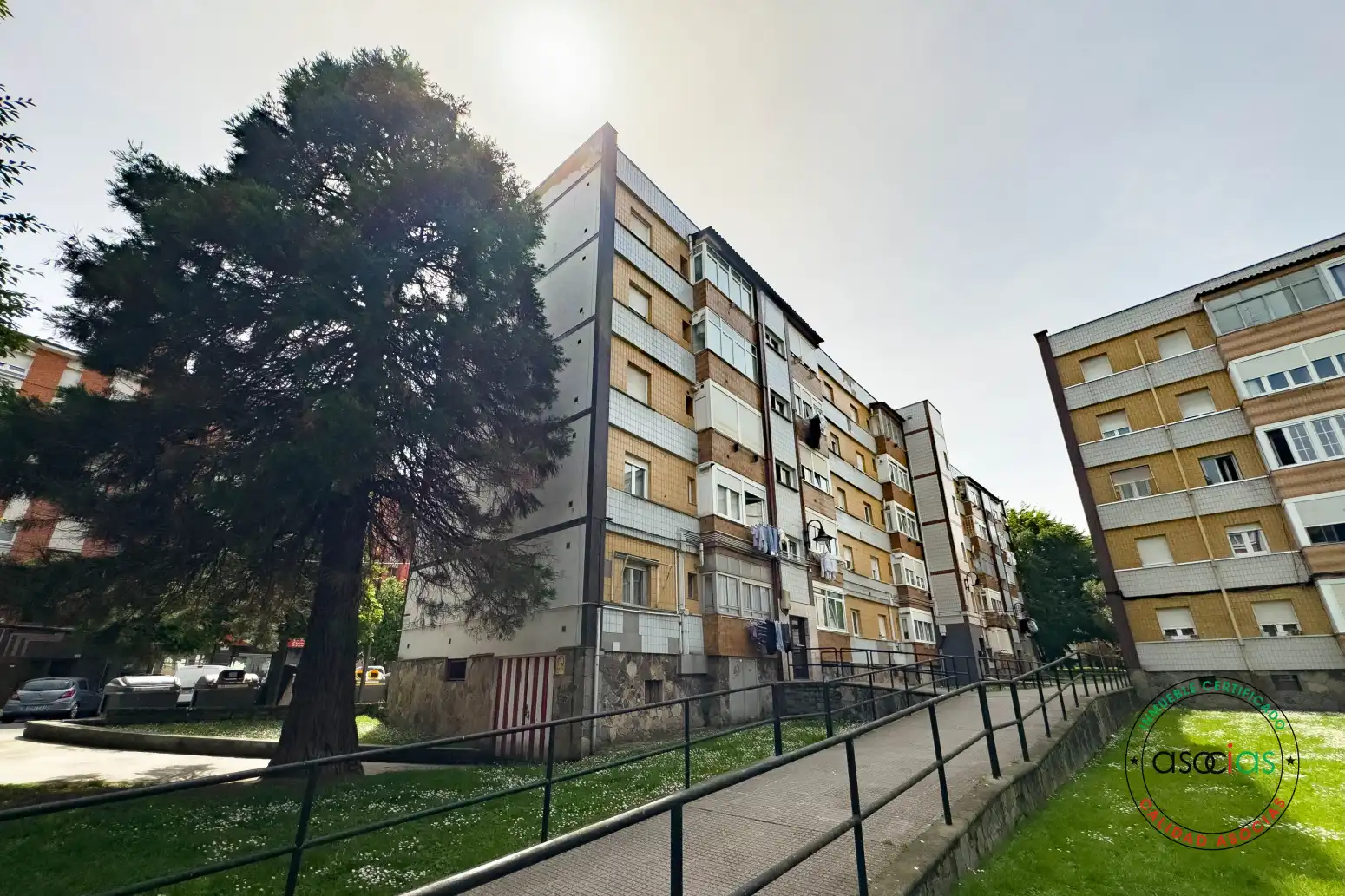 Vista exterior de Pis en venda en Gijón  amb Calefacció, Parquet i Terrassa