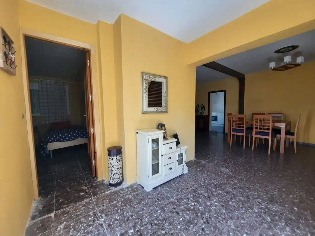 Haus oder Chalet zum Verkauf in Escalona mit Heizung, Privatgarten und Abstellraum