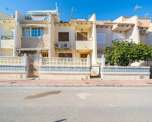 Exterior view of Single-family semi-detached for sale in Torrevieja  with Air Conditioner and Terrace