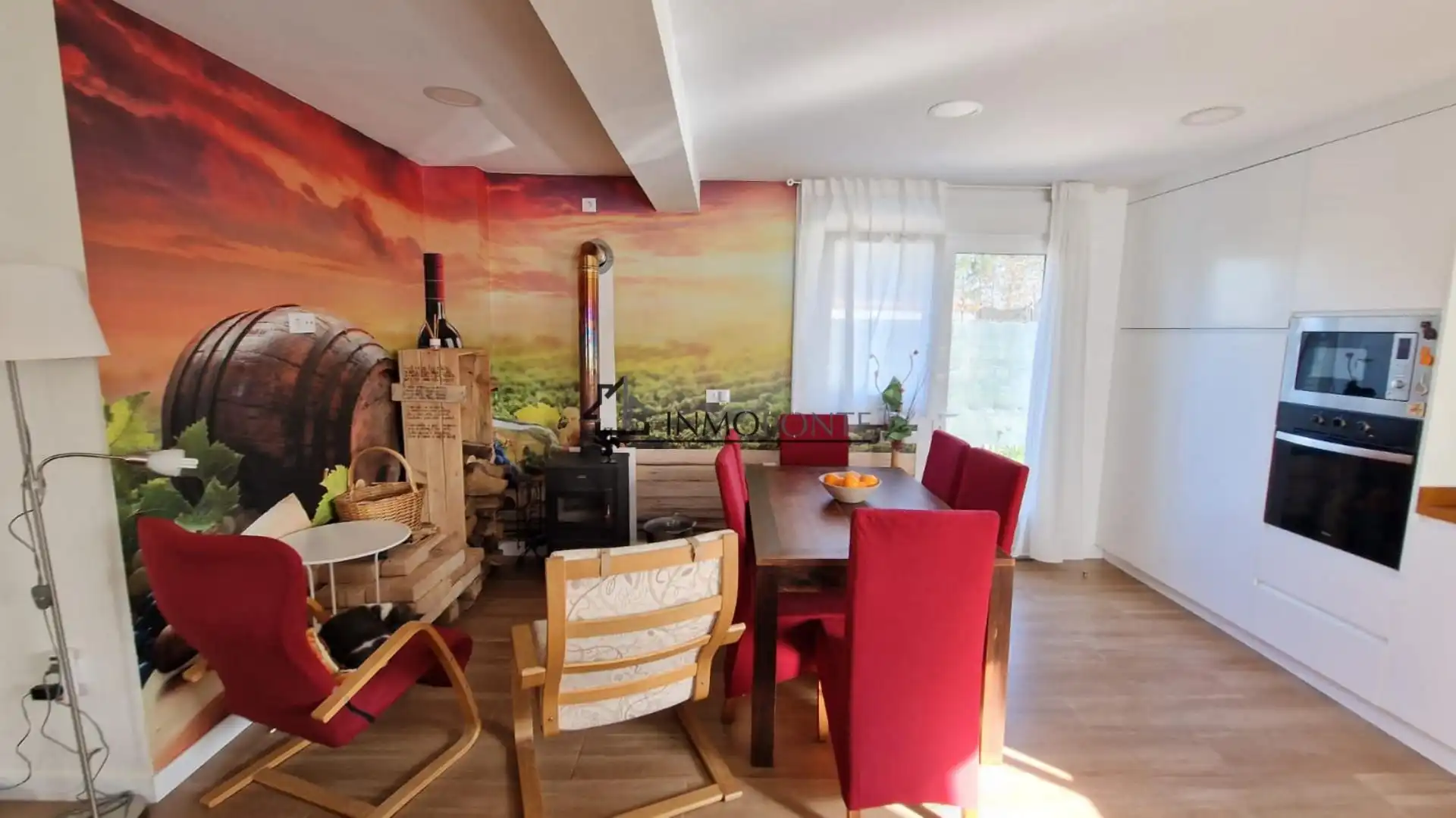 Menjador de Casa o xalet en venda en Pontevedra Capital  amb Jardí privat