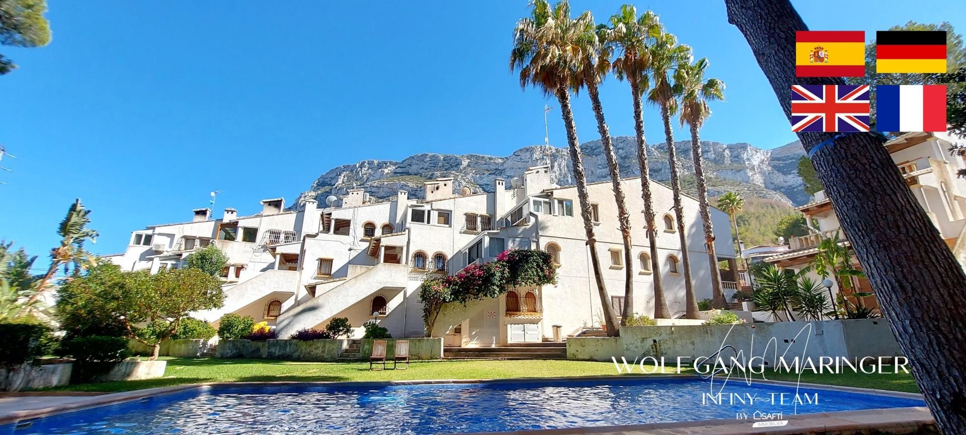 Exterior view of Duplex for sale in Dénia  with Air Conditioner, Heating and Terrace