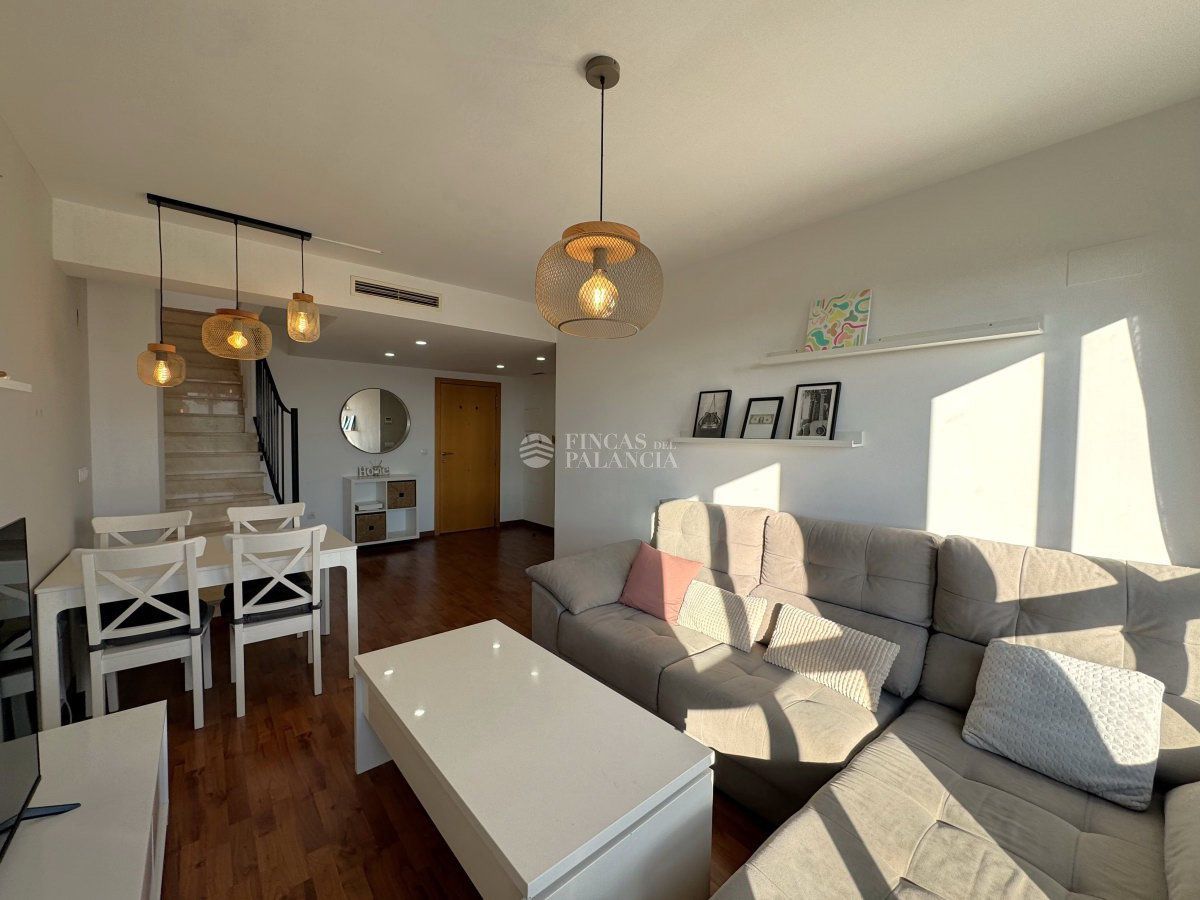 Sala de estar de Ático de alquiler en Segorbe con Aire acondicionado, Calefacción y Parquet