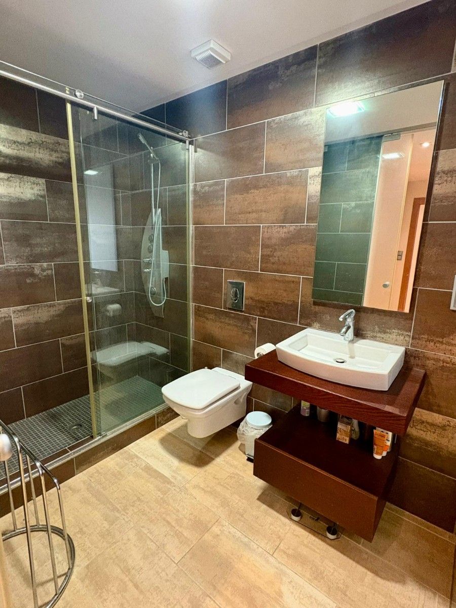 Bathroom of Flat for sale in Guardamar del Segura  with Air Conditioner, Terrace and Storage room