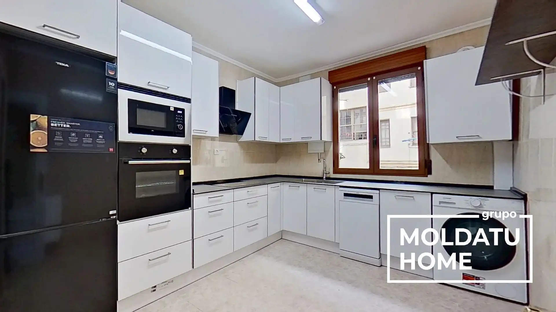 Kitchen of Flat for sale in Bilbao   with Heating