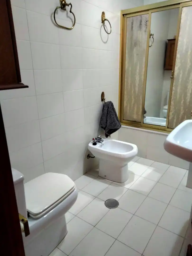 Baño de Apartamento de alquiler en Albacete con Aire acondicionado y Amueblado