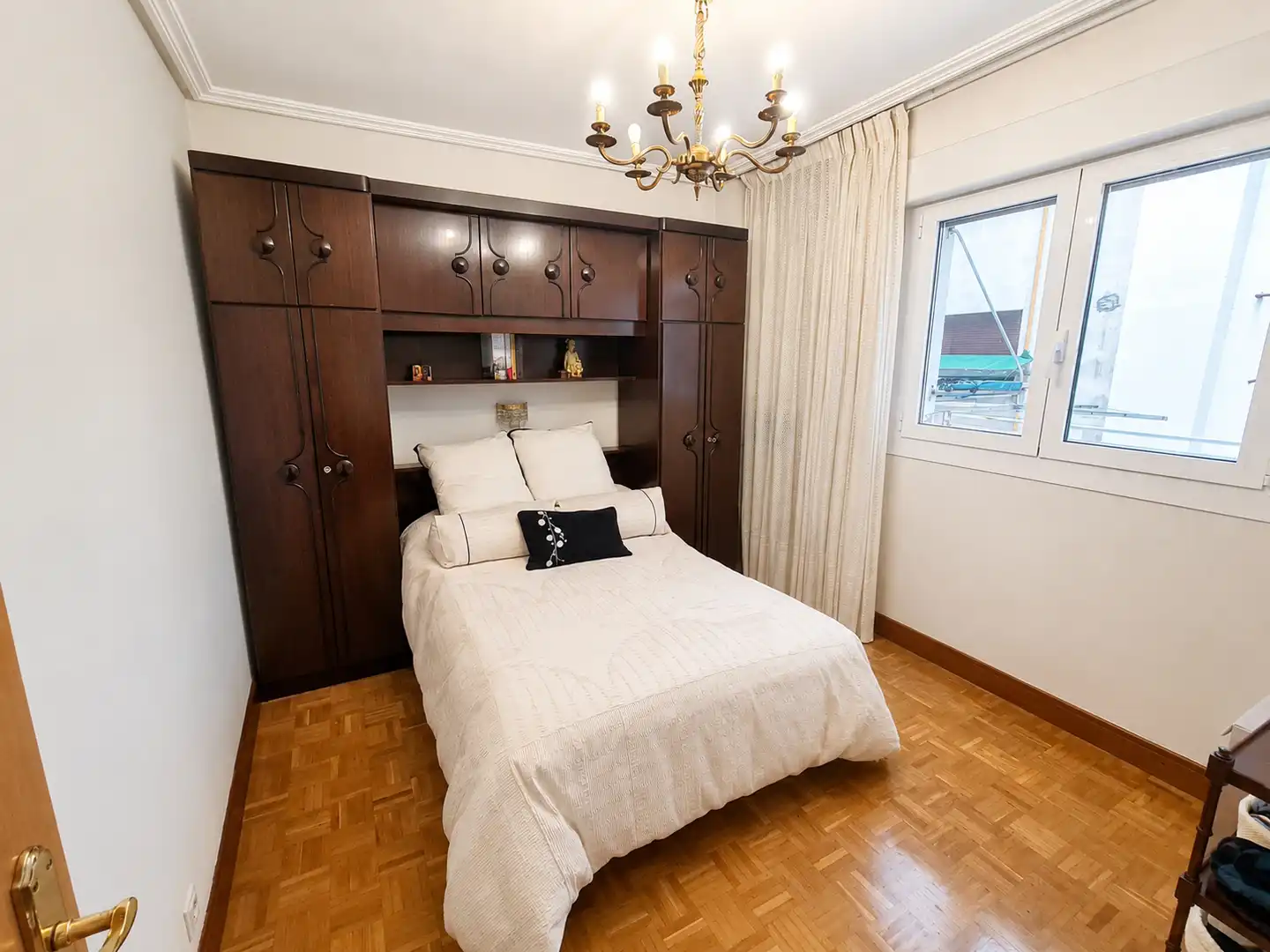 Dormitori de Pis en venda en Vitoria - Gasteiz amb Calefacció, Parquet i Terrassa