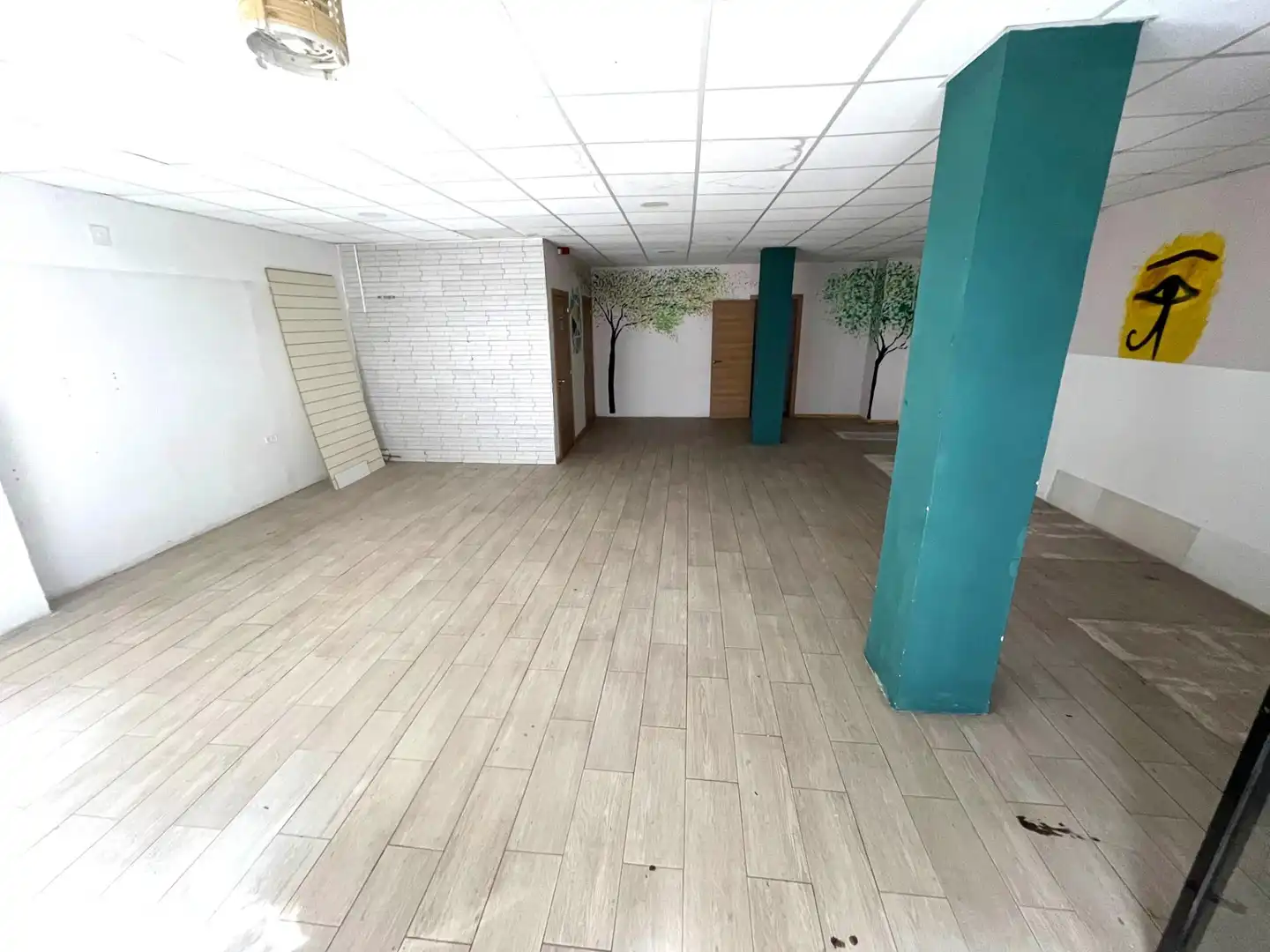 Local comercial en venda a El Portil, imagen 2