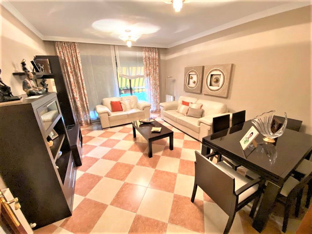 Living room of Flat to rent in Cáceres Capital  with Air Conditioner, Heating and Terrace