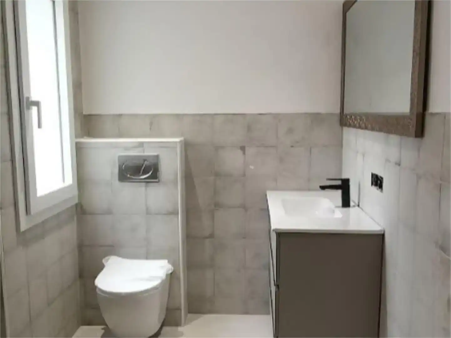Bany de Apartament de lloguer en Pollença amb Aire condicionat, Jardí privat i Parquet
