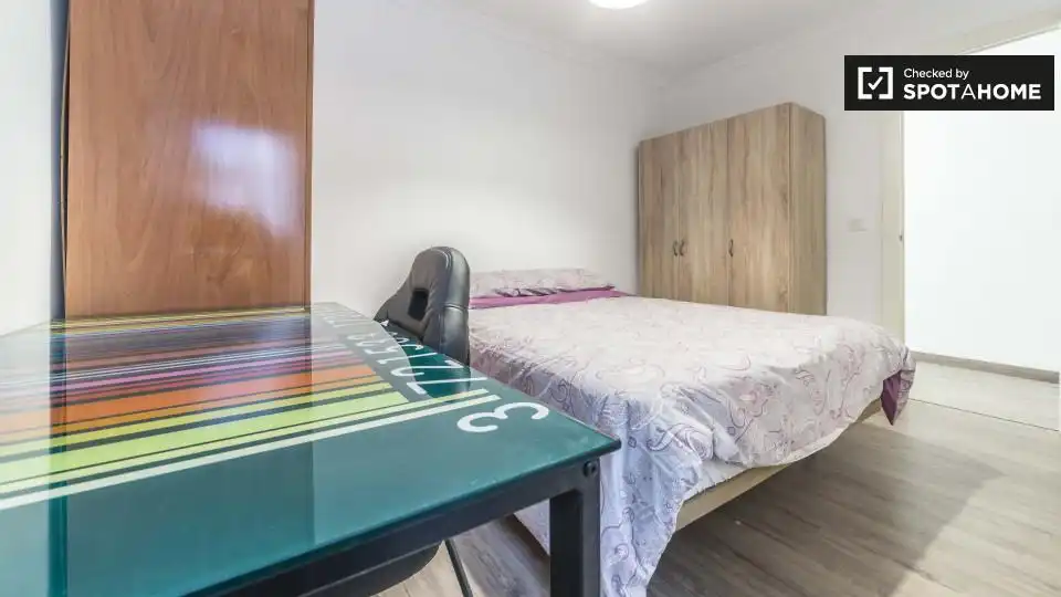 Room in El Cabanyal - El Canyamelar