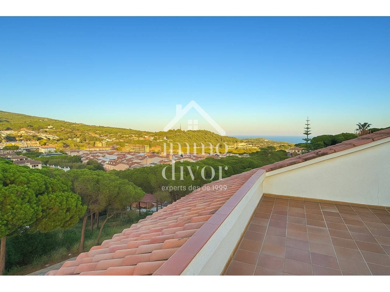 Exterior view of House or chalet for sale in Sant Andreu de Llavaneres  with Heating, Private garden and Terrace