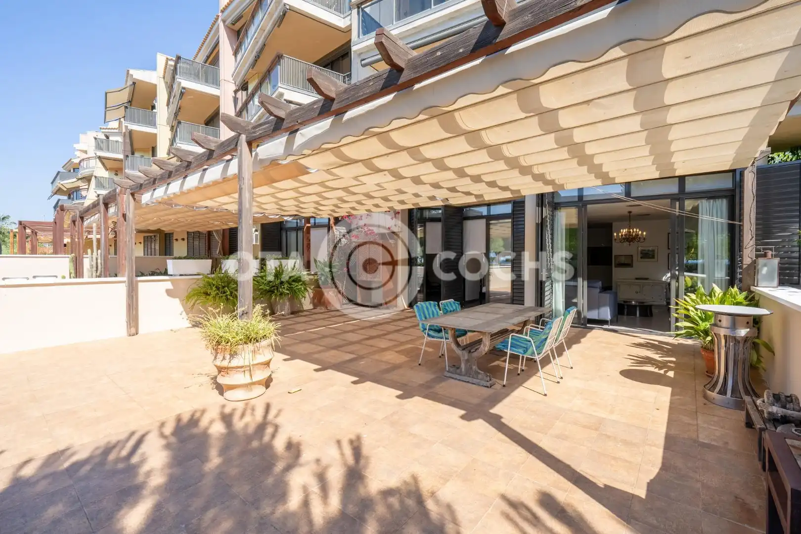 Planta baixa en venda a Carrer RIU BRUGENT, Els Esquirols